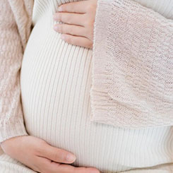 总营收🇧🇴达到创纪录的1🧢22.🌽5亿美元，同比🐑增长了5%，🧹🌰